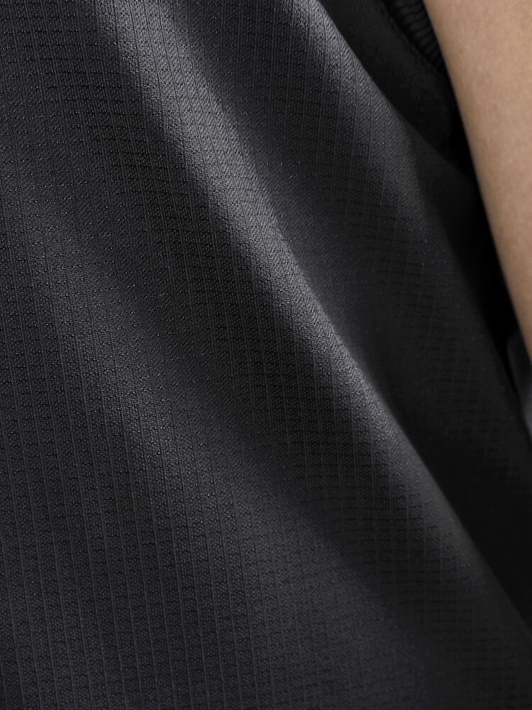 1911105-999000_Progress-Basket-Singlet-Jr_Closeup6